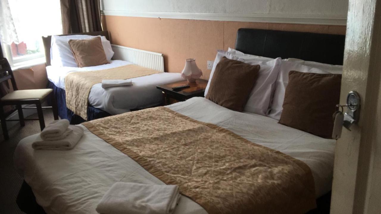 The Jewel Of The Sea Bed and Breakfast Blackpool Esterno foto