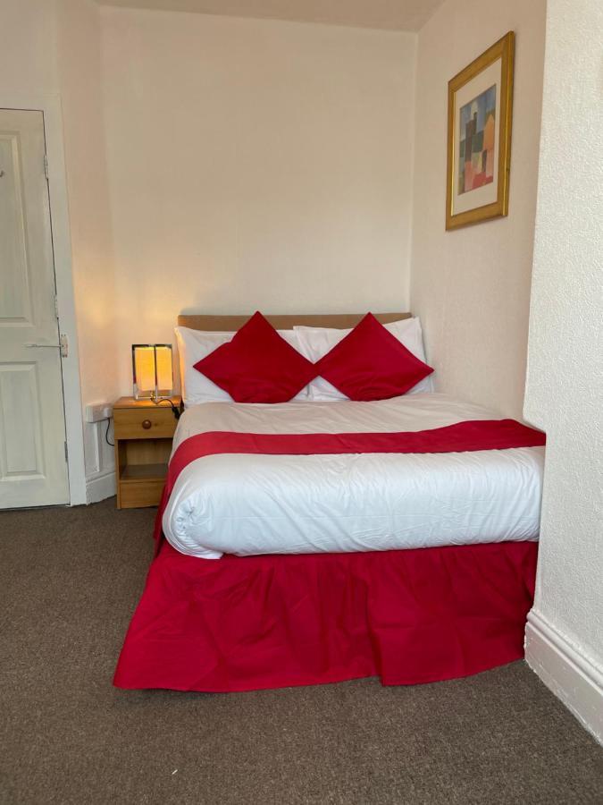 The Jewel Of The Sea Bed and Breakfast Blackpool Esterno foto